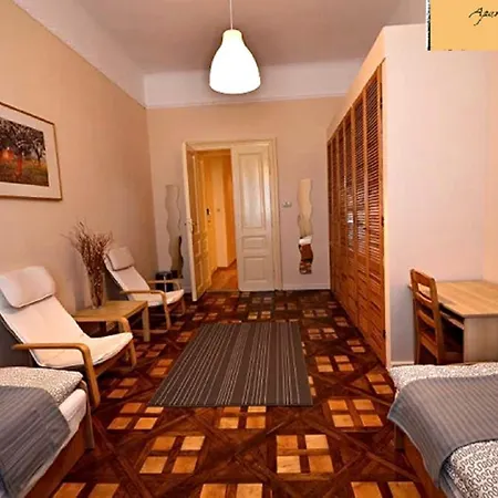 Apartament Dworski Przemysl Exterior photo